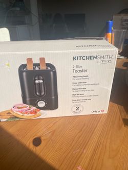Brand New Unused KitchenSmith 2 Slice Toaster