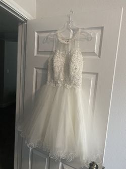 Dresses. ( 15, Prom, Dance, Homecoming ) 
