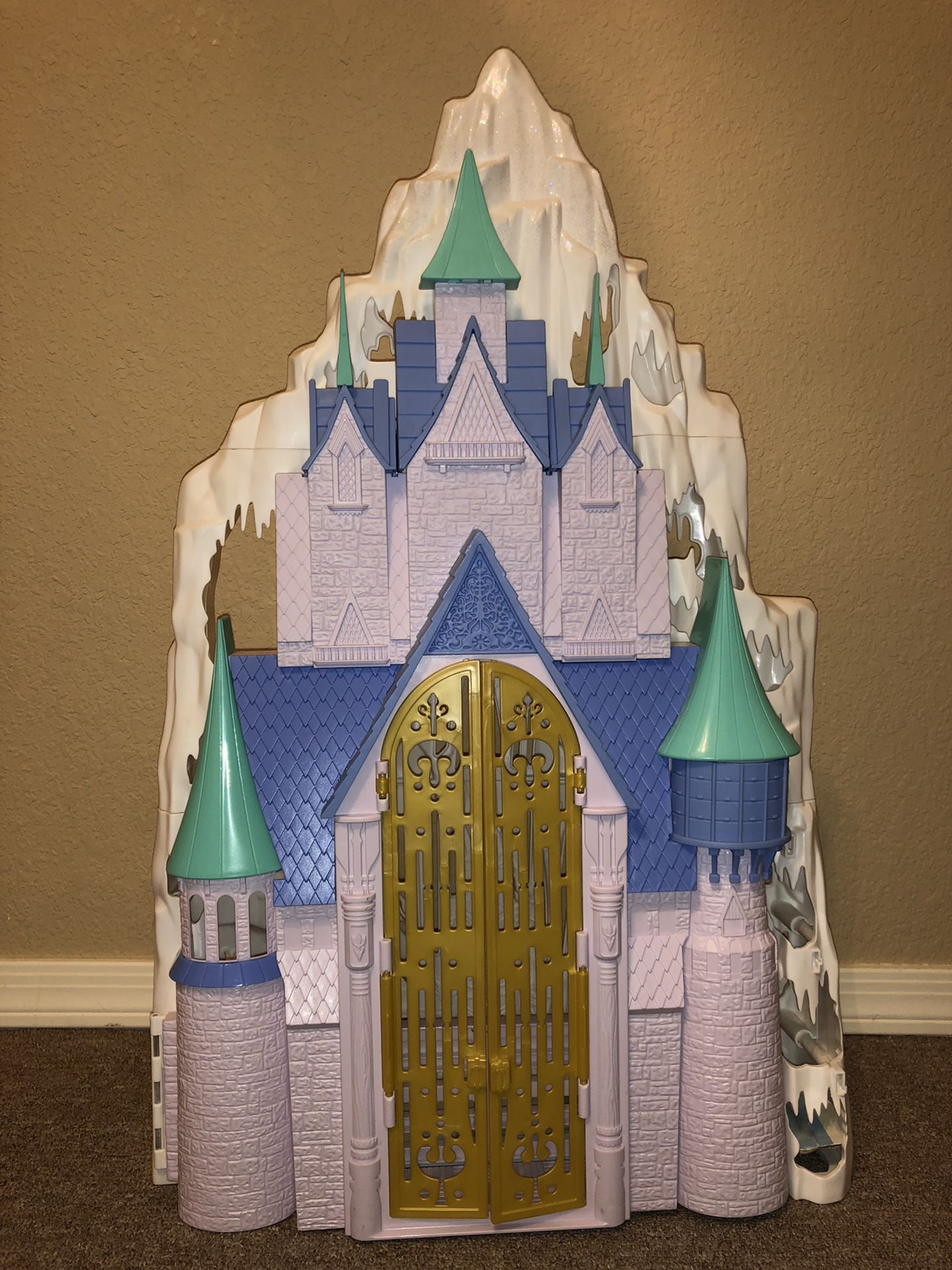 Kids Frozen Doll House Castle