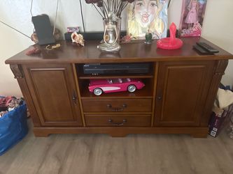Tv stand