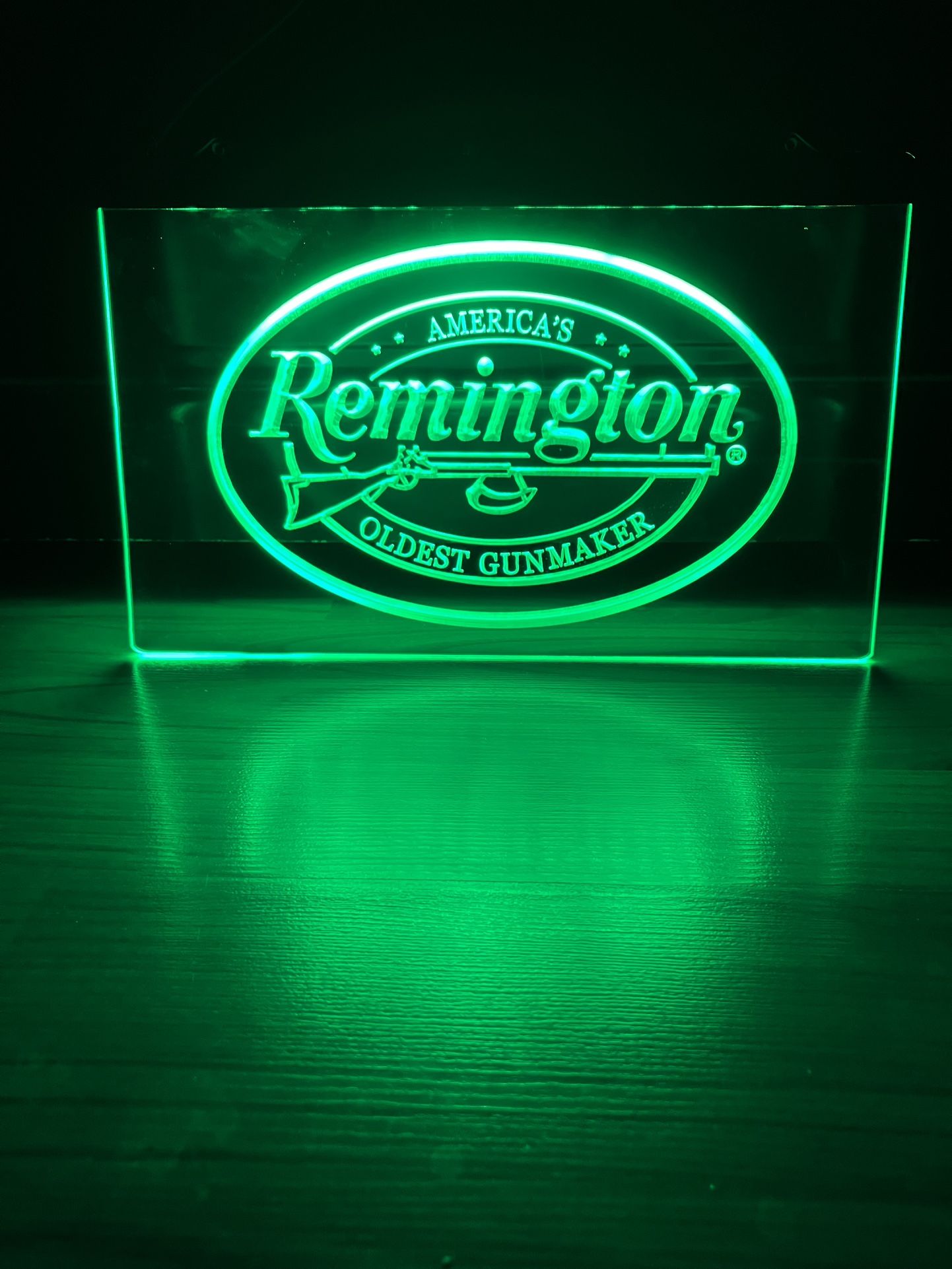 REMINGTON LED NEON GREEN LIGHT SIGN 8x12