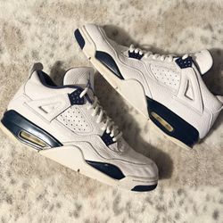 Jordan 4 Legend Blue