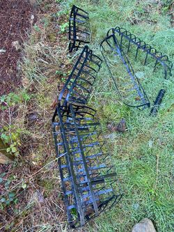 Black Metal Garden / Window Planter Racks – Set