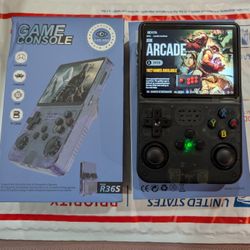Retro R36S Retro Handheld Game Console - 3.5 Inch IPS Screen, 64GB, Portable Gaming Device with Built-in Games