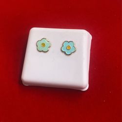 Real 10kt Gold Earrings 