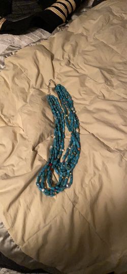 Turquoise pearl necklace