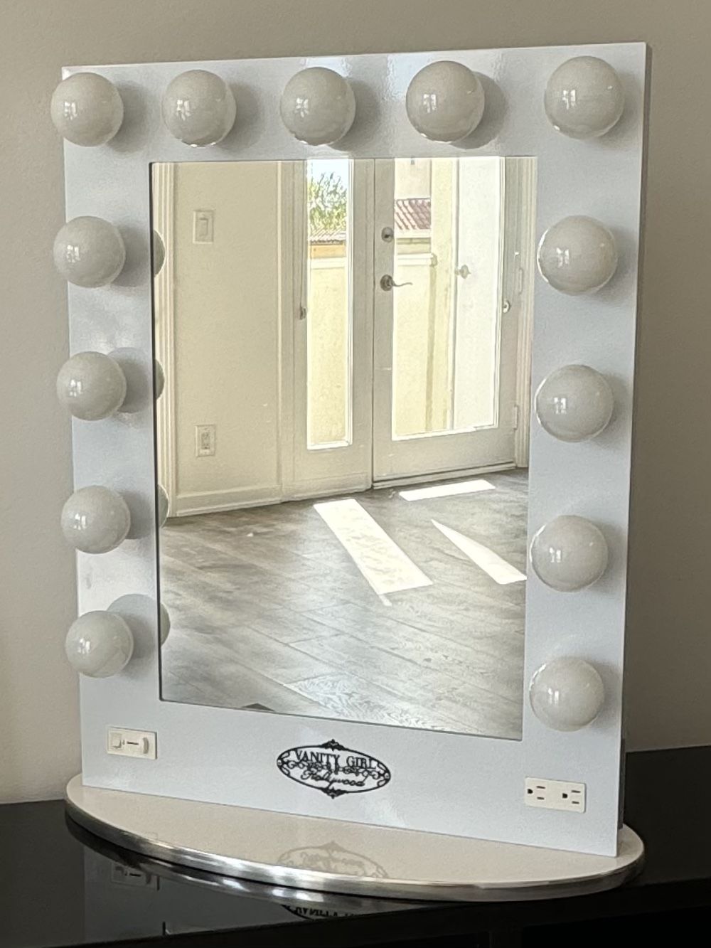 White Vanity Girl Hollywood luxury makeup mirror with lights & 2 power outlets