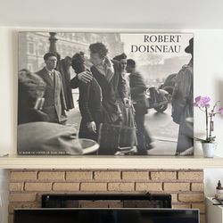 Large Photography Robert Doisneau Kiss by the Town Hall