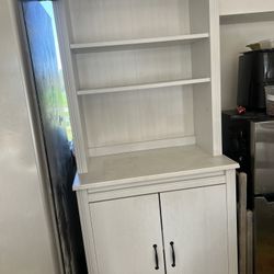 Kitchen Cabinet