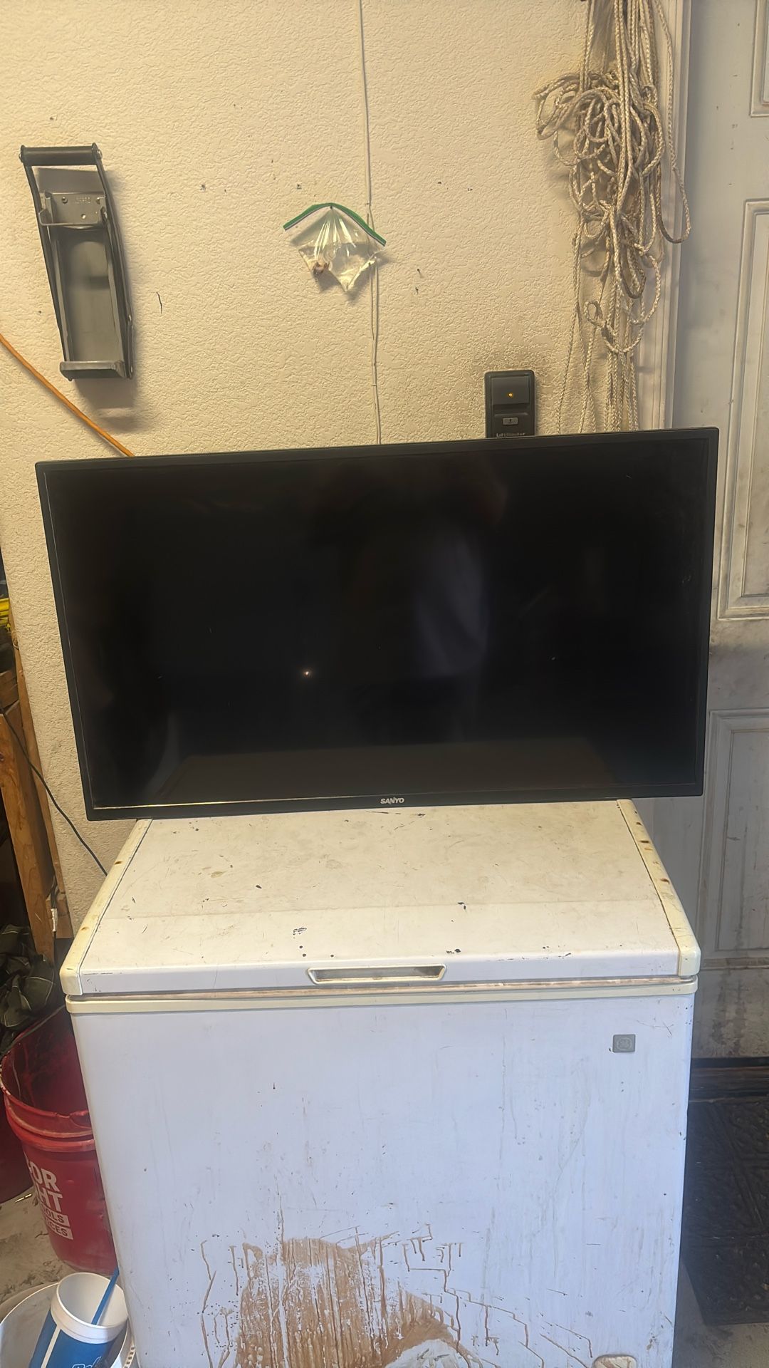 Sanyo 40” Tv