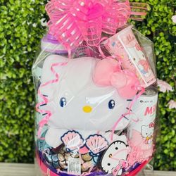 New Hello Kitty Meemaid Plush Gift Basket