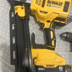 Vendo Pistola De Clavos De 21g Con Bateria Cargador Y Un Taladro