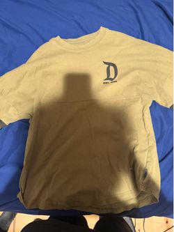 Disney spirit jersey olive green used