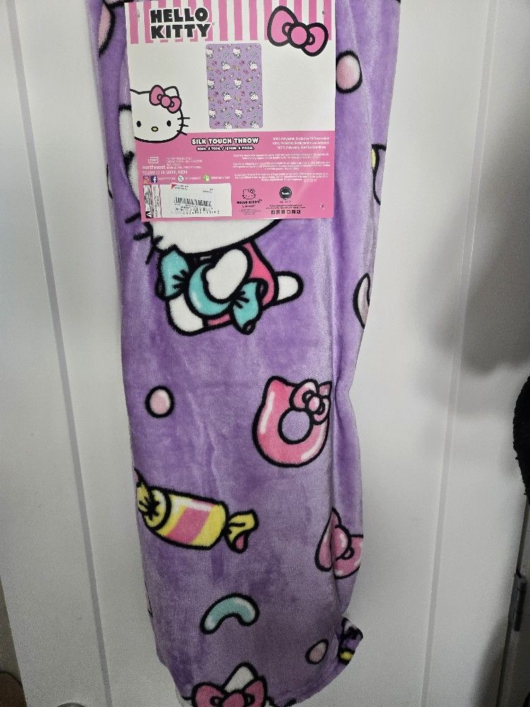 Hello Kitty Blanket