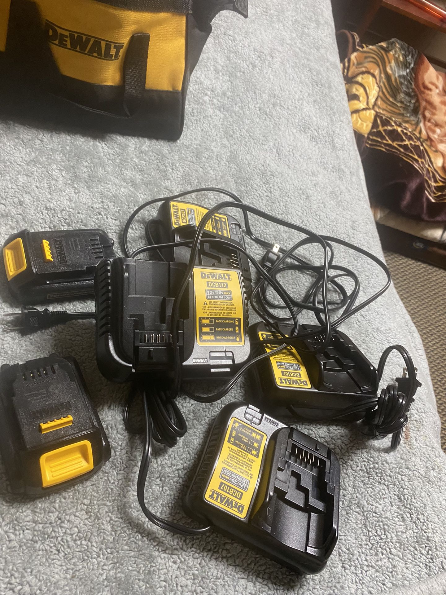 20 volts baterys or chargers 25 each
