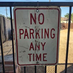 Heavy Duty Metal No Parking Sign 18x24