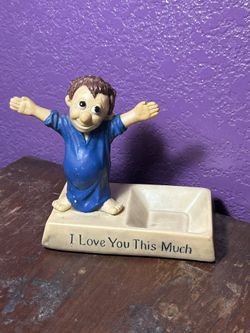 Vintage Russ Berrie Resin Figurine Tray: I Love You This Much Desk Decor
