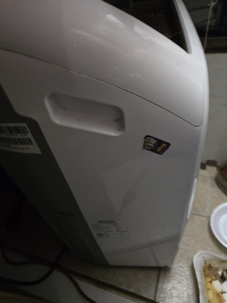 Great Stand Up A/C Unit With Attachments