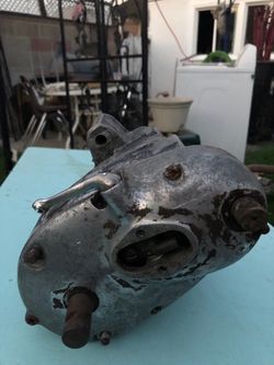Mid 60s triumph pre uni transmission