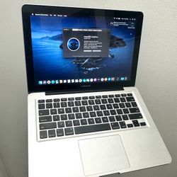 FIRM PRICE - MacBook Pro Mid 2012 • 8gb Ram • 500gb HDD • Original Charger w/Extension • Perfect Condition