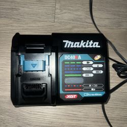 Makita 40V Max XGT Rapid Optimum Charger