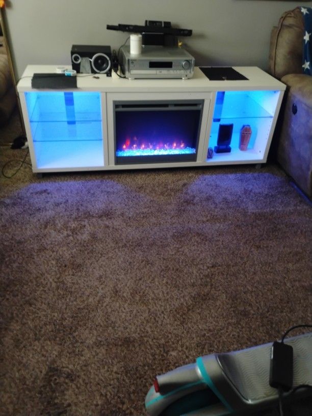 Entertainment Center With 110 Volt Fireplace