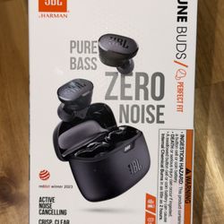 NEW JBL Tune Buds (Black)