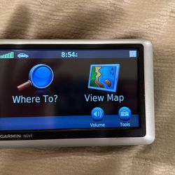 GPS With Stand And Accessories