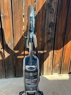 Shark Profesional Vacuum 