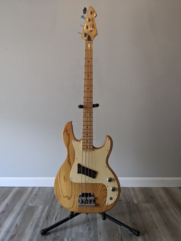 Peavey T20 bass for Sale in Vancouver, WA OfferUp