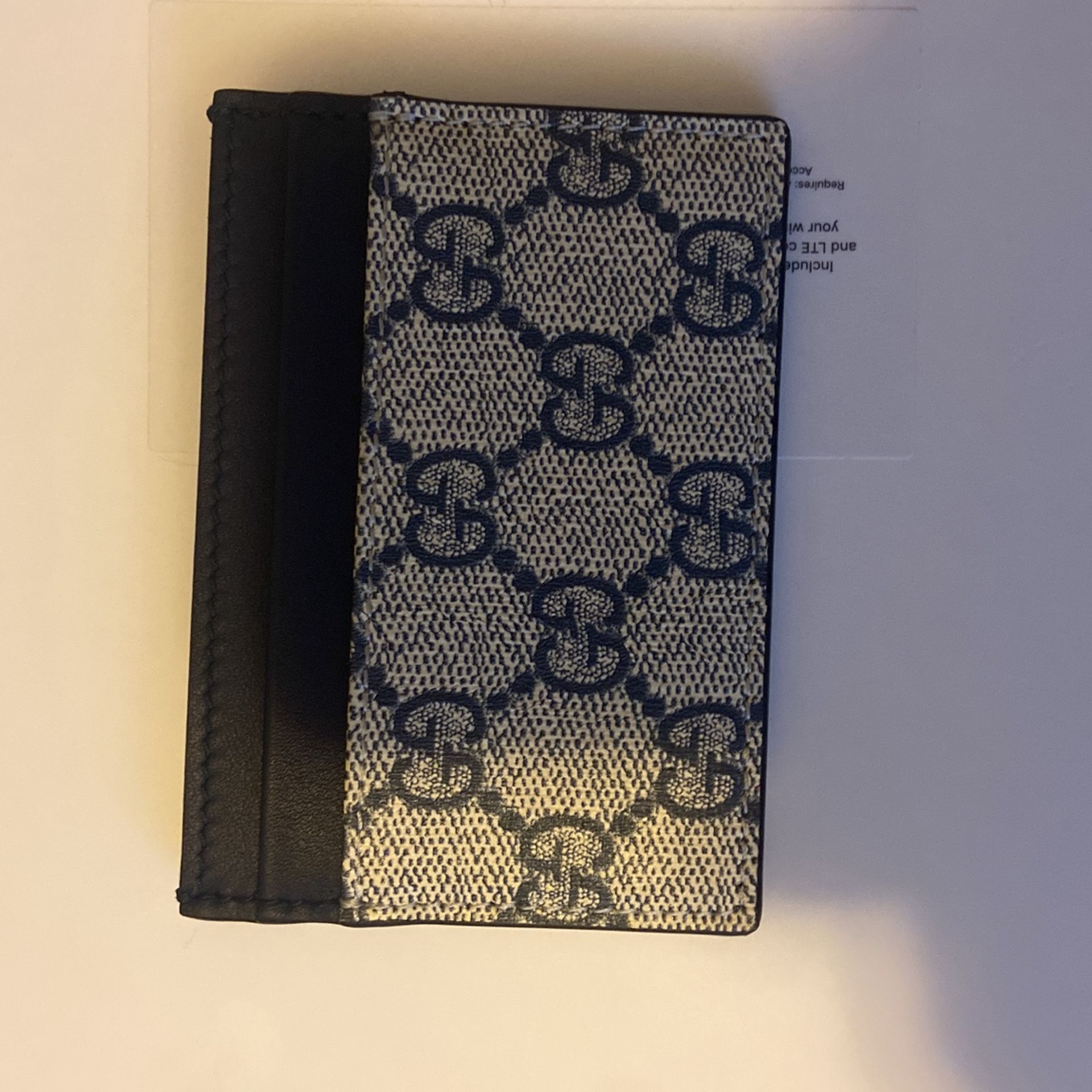 Gucci Card Holder 100% Authentic 