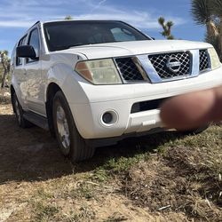 2005 nissan pathfinder
