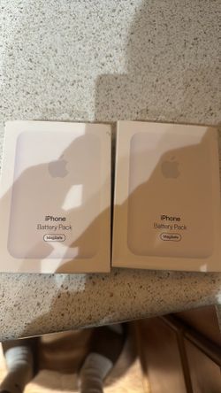 iPhone battery pack MagSafe