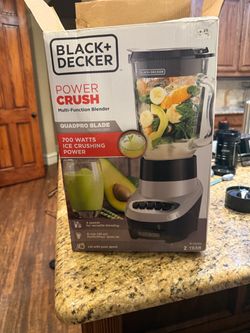New  BLACK+DECKER PowerCrush Multi-Function Blender (Model BL1220SG).