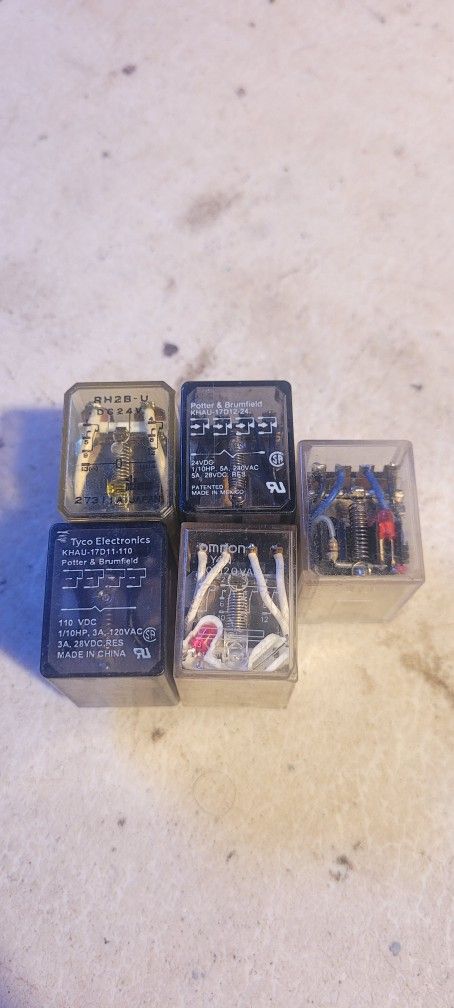 Lot of 5 Relays IDEC, Omron, Tyco, Potter & Brumfield, etc
