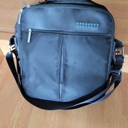Buxton Brief Tote Bag And Backpack