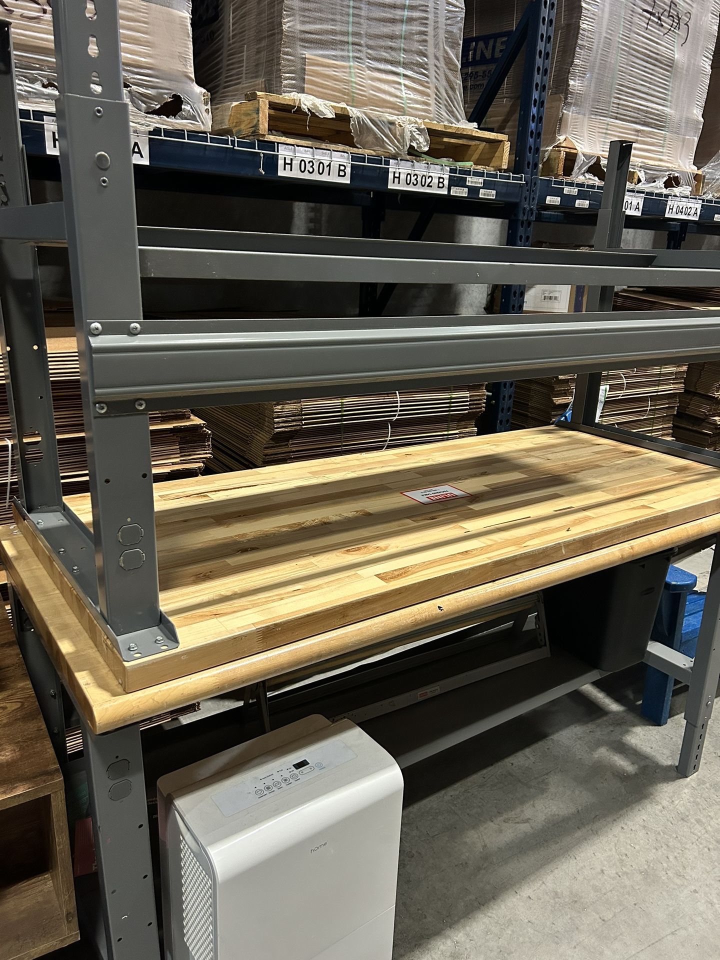 Uline Maple Top Packing Table 