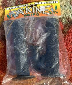 Da’Kine “Revenge Industries” Grips-leafy Black  