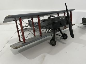 Plane Decor
