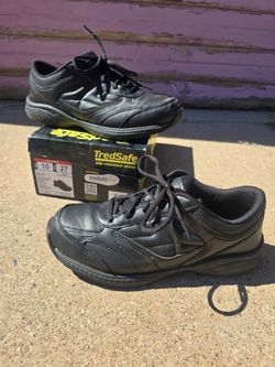 Tredsafe Slip Resistant Shoes Size 10 Men's