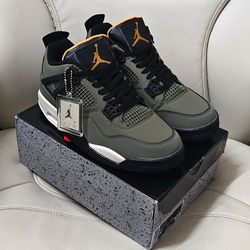 Jordan 4 Retro