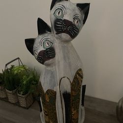 24” Tall Cats Statue