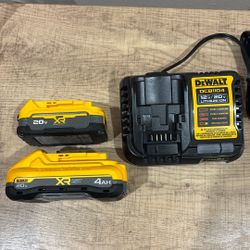 Dewalt Power Pack Batteries And Charger