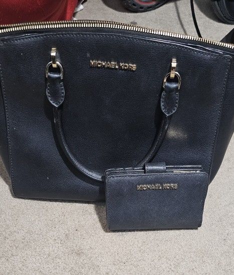 Michal Kors Purse & Wallet