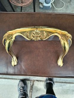Vintage Home Interiors Golden Ornate Shelf