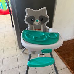 Baby feeding chair