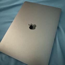 Apple MacBook Air 13 Inch - Gold (NEED GONE ASAP)