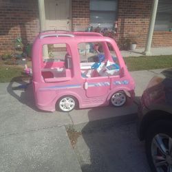 Barbie Camper