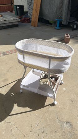 Delta children bassinet