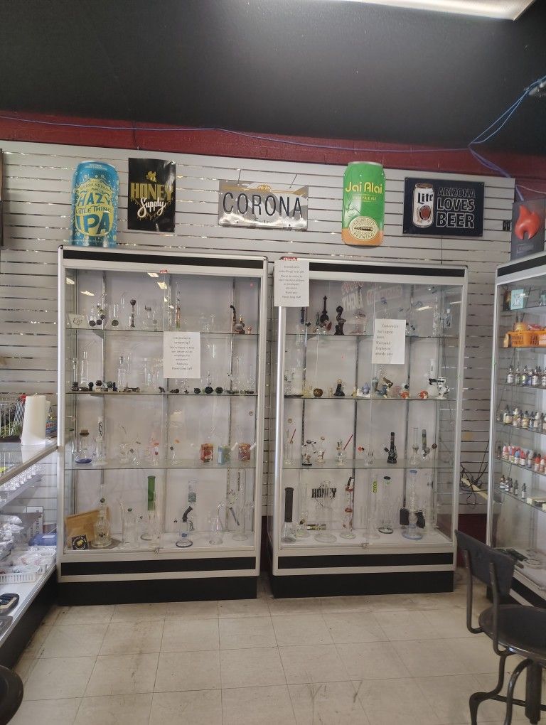 Beautiful Round Corner Display Cases For Collectibles Or In Store Display
